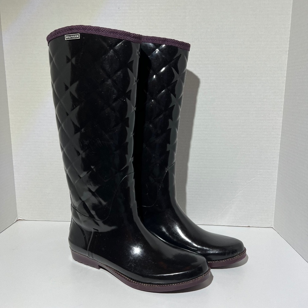Tommy Hilfiger Black and Maroon Calf High Rubber Rain Boots Size Women’s 9